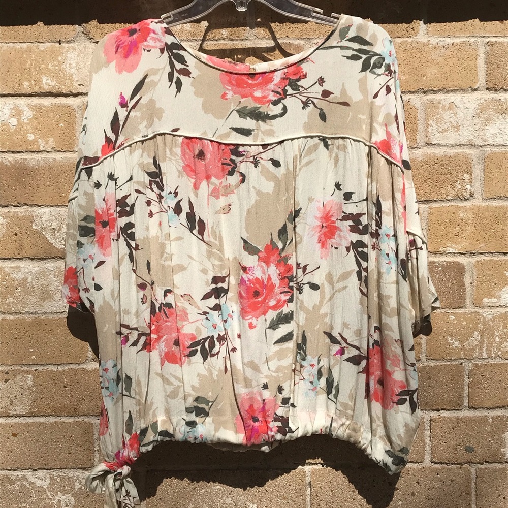 Super cute blouse